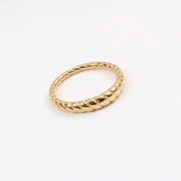 Ring Waterproof Gold Ring Twisted Gold Ring Stacking ring CUTE ring 18K Gold - Picture 2 of 7